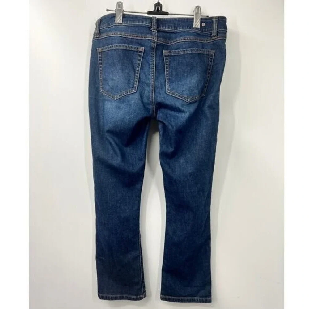 CAbi Jeans New Crop Womens Sz 6‎ Blue Cotton Blend Medium Wash Style 5086
